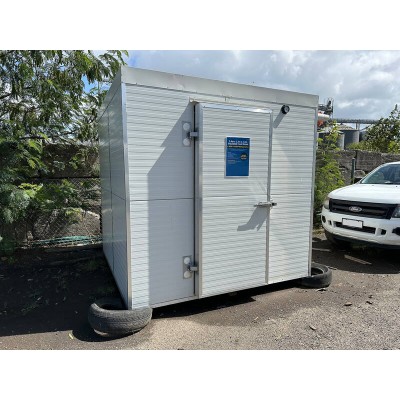 2.4m x 2.3m Commercial Cool Room with NEW 1 1/8 HP Refrigeration Unit