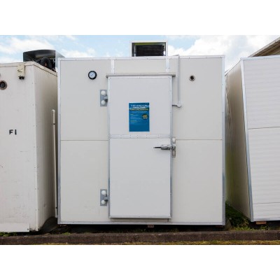 2.4m x 2.4m Commercial Freezer Room with NEW 1.25 HP Refrigeration